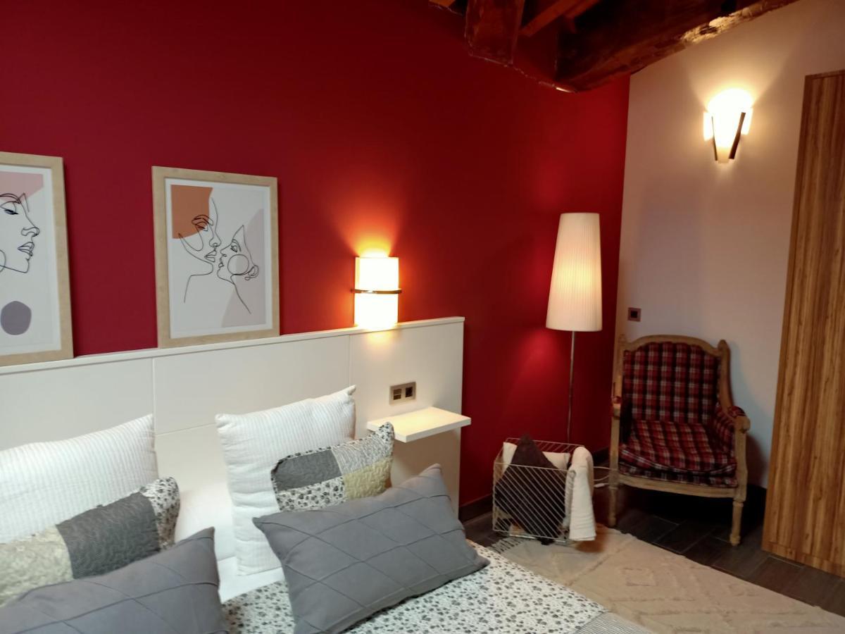 Tresanea Apartamentos Ituren Bagian luar foto