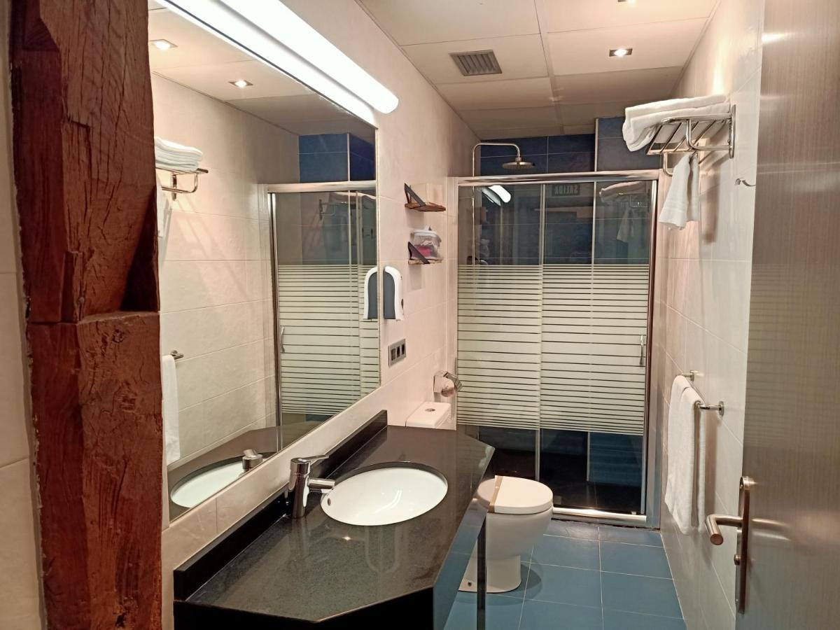 Tresanea Apartamentos Ituren Bagian luar foto